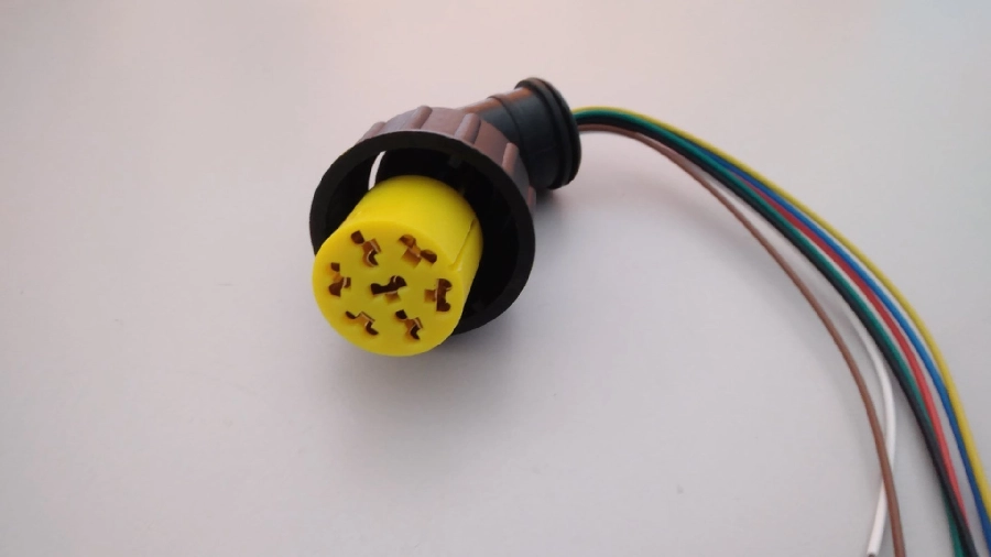 Soket | OEM 7K011