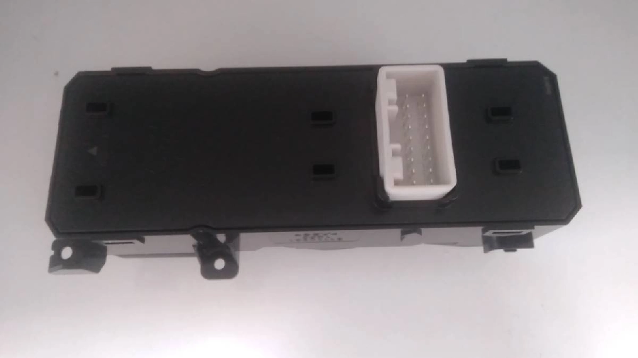 Tucson 15-18 Sol Dörtlü Cam Anah.-Auto | OEM AN-1820E