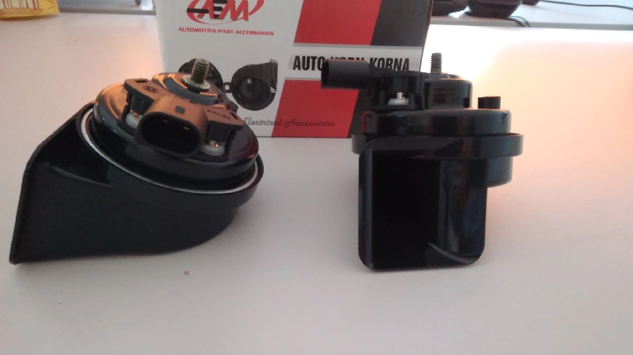 Korna Dadat Soketli BMW | OEM AEM121031B