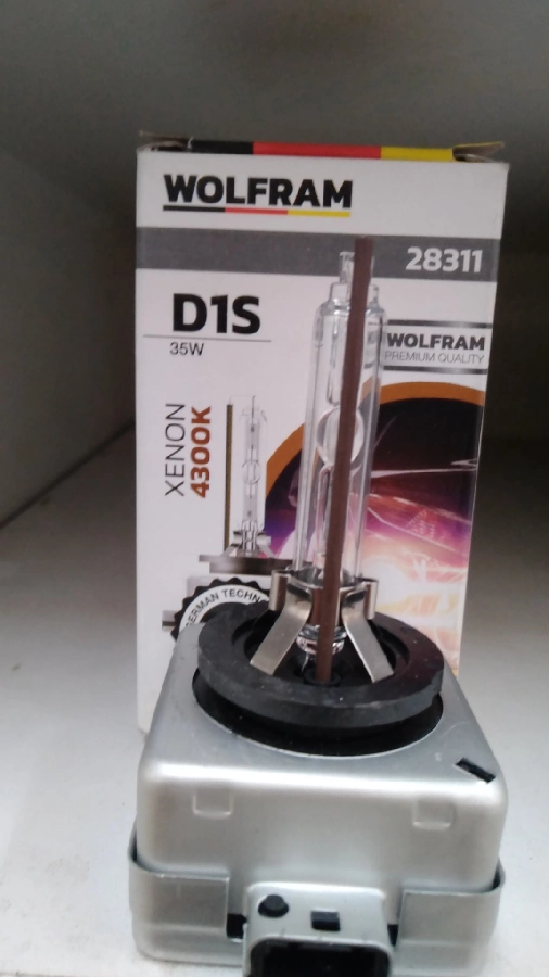 Ampul 12V D1S 35W PK32d-2 Xenarc 4300K Kahverengi Çubuk | OEM 28311