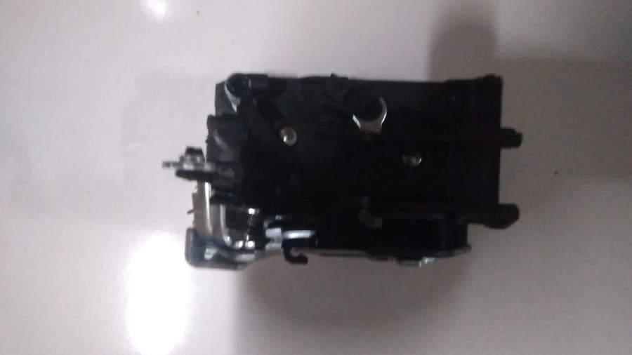 Renault 19 Kapı Kilidi Motorsuz Ön Sol | OEM EGK-184