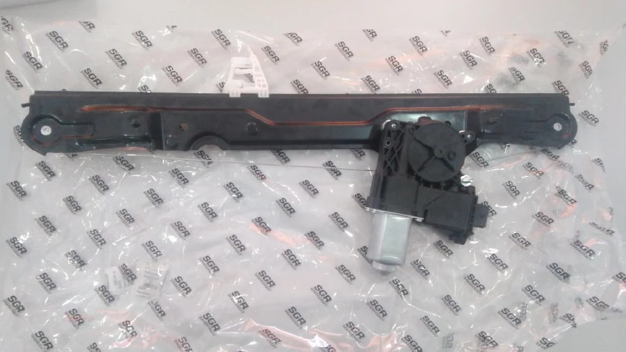 Cam Krikosu Elektrikli Ön Sağ - Fiat Doblo 3-Opel Combo D | OEM 24285