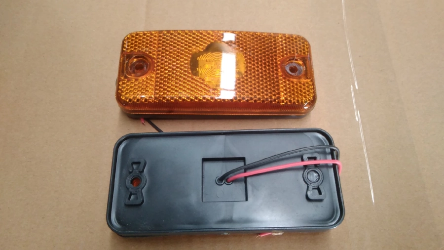 Marker Side Sallama Lamba (Dikdörtken) 4 LED'li Sarı 24V Boxer-Jumper-Ducato-Daily-Eurostar-Stralıs-Pr | OEM 070S24