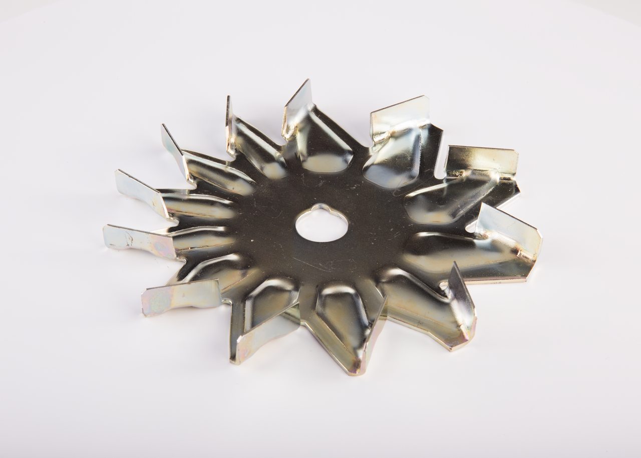 Alternator Fani Saab 9000 2.0CS 93 98 2.0I 83 90 2.0CD 89 93 | BOSCH 1126610070 | OEM 1204450