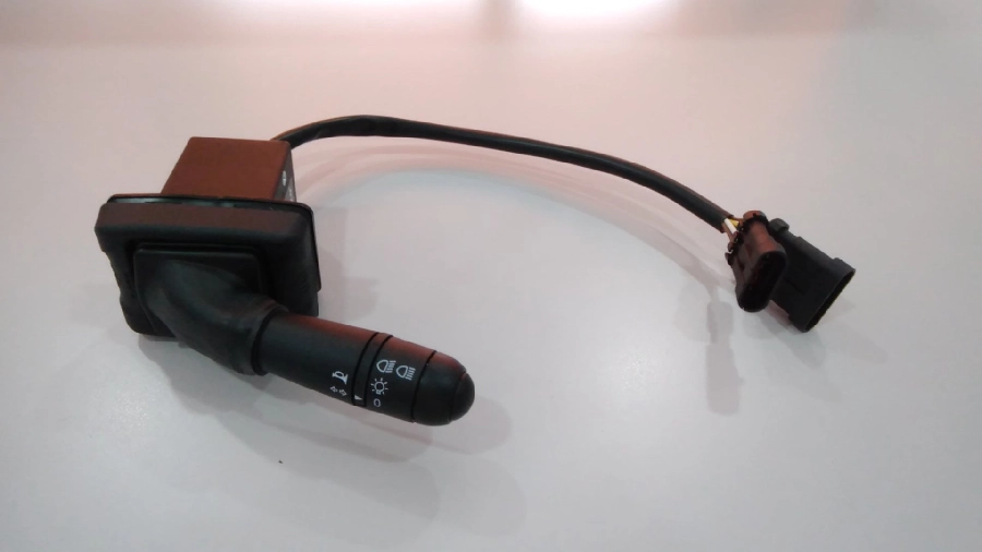 Sinyal Kolu 69 Uprgade Çift Soketli Yeni Traktörler ( 47955416 ) (0001.1102.011) | OEM 0001.4004.006