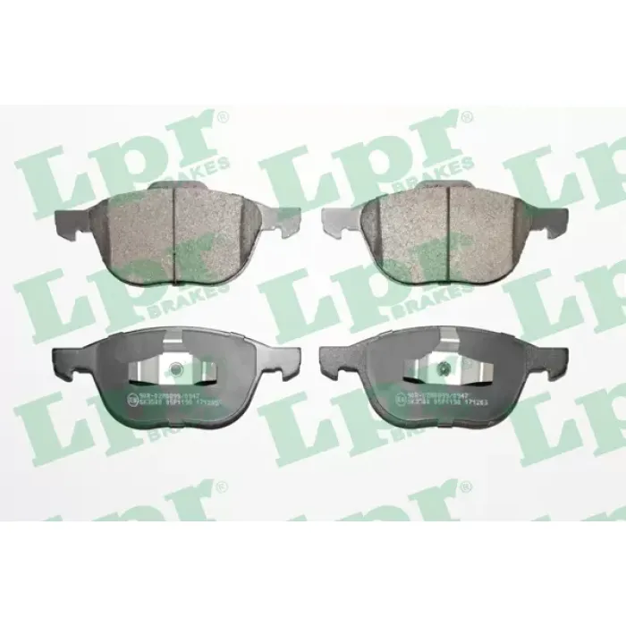 On Fren Balatasi Focus 04> C-Max 07> Kuga 2.0 Tdci 08> Volvo C30 C70 2 S40 2 V50 03> Mazda 3 03> Mazda 5 05> | LPR 05P1190 | OEM AV6J 2K021 AA 3M51 2K021 AA