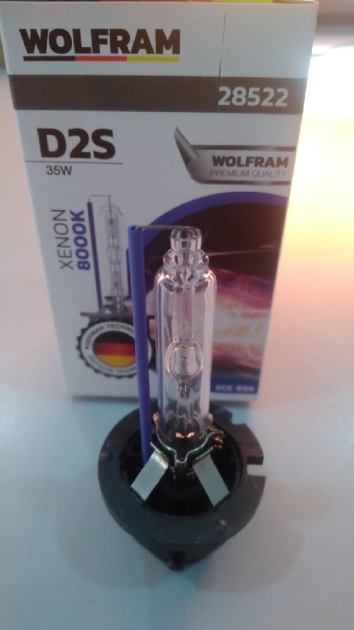 Ampul Xenon 8000K Mavi Çubuk D2S 12V 35W P32d-2 | OEM 28522