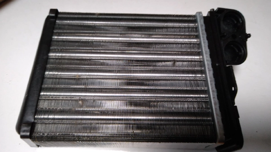 Kalorifer Radyatörü Renault Dacia Logan 12581210 6001547484 | OEM RNT0473