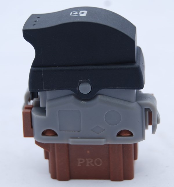 Cam Acma Kapam Anahtari Sol Tekli Kirmizi Master 2 6 Fis | PROSWITCH PRA700066 | OEM 8200242600