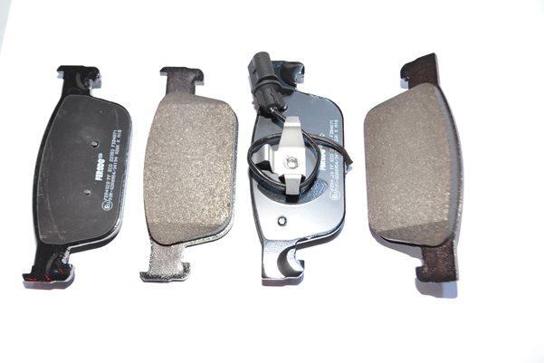 On Fren Balatasi Audi A4 1.4 TFSI 2.0 TFSI 15> A5 1.4 TFSI 2.0 TFSI 16> Kablolu | XBRAKE 8168C | OEM 8W0698151Q 8W0698151Q 8W0698151AA 8W0698151AG 8W0698151AA 8W0698151AG