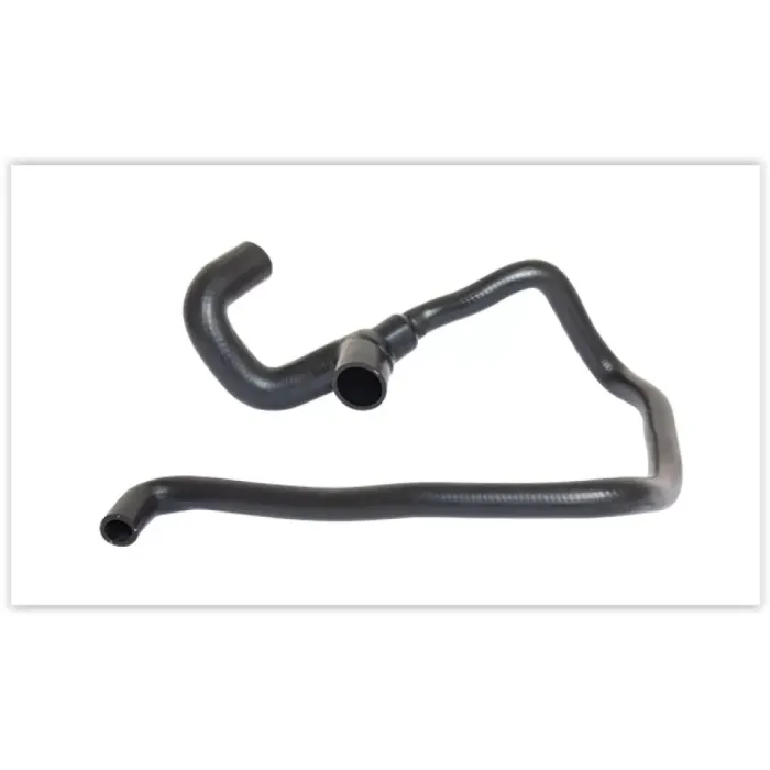 Radyator Alt Hortumu Astra H 1,6 / 1,8 04> | GM 13118272 | OEM 1337715