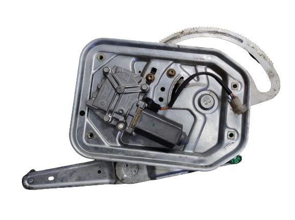 Cam Krikosu Sol Manuel Scanıa | OEM 1306301