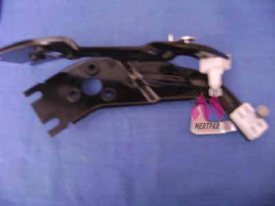 Silgi Frezesi Büyük Sol - M 131 | OEM 72786903