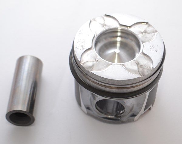 Motor Piston Segman C3 DV4TED4 (1,4HDI 16V) / (73,70MM) / (Std) | MAHLE 0400500 | OEM 0628N8