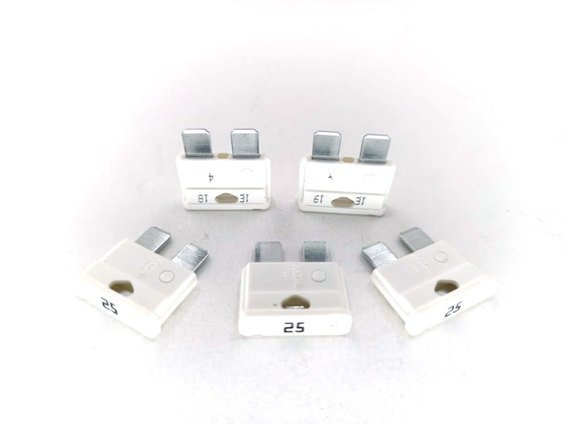 Sigorta Bıçak Tip 25A Bçk ( Şeffaf ) | OEM 0600460