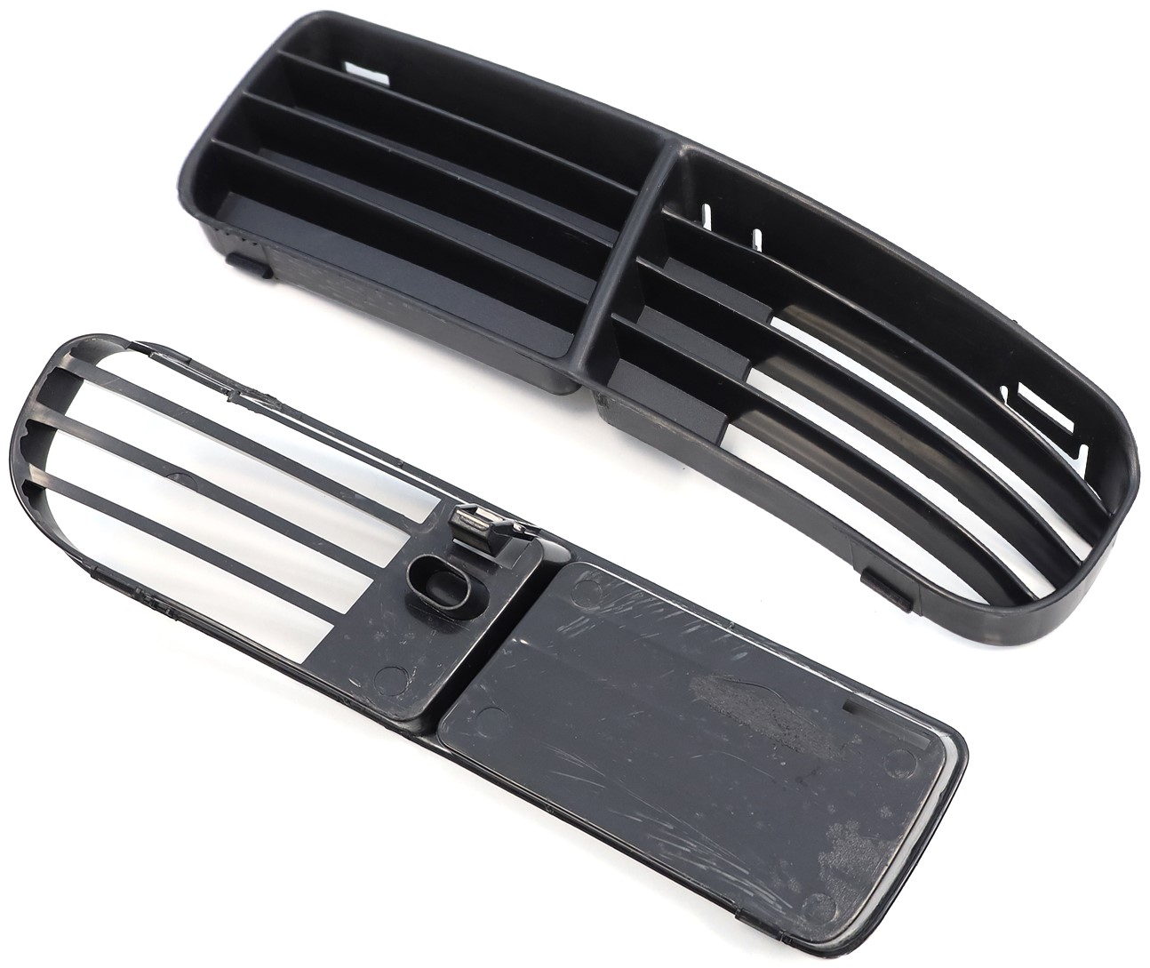 Sis Far Kapağı Sissiz Sol Polo 95>00 | YTT Y13160 | OEM 6N0853665B