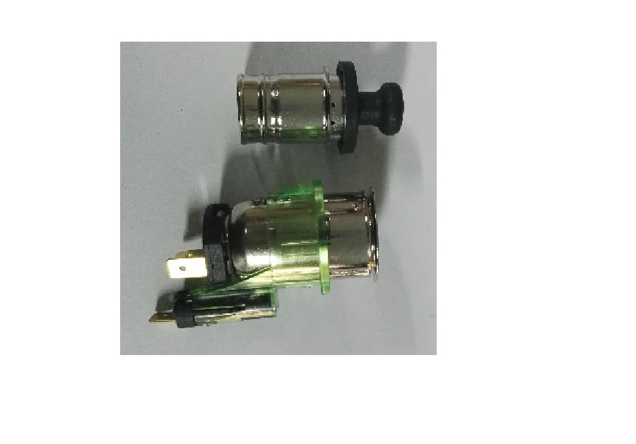 Çakmak Komple 12V - Ford Focus-Fiesta | OEM 06200