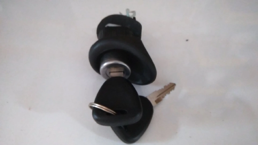 Bagaj Kilidi Logan 2004 ve sonrası 7701367940 | OEM RNT0816