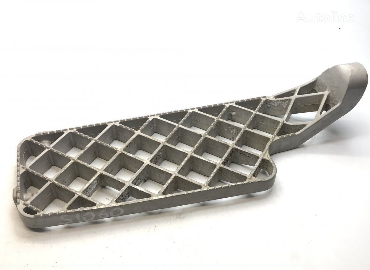 Üst Basamak Dökümü 4, 5, 6 Serisi Scania Sol | OEM 1535035