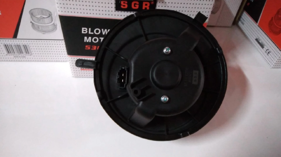 Kalorifer Mot. - Caddy 3-4 - Golf 5-6 - Jetta 3-4 - A A3 - S Leon 2 - Š Octavia 2 1K1 819 015 | OEM 53008