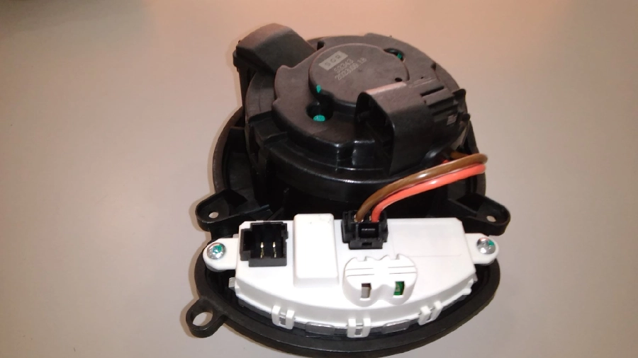 Kalorifer Motoru Megane 4 [Otomatik Klimalı] 272103243R | OEM 53343