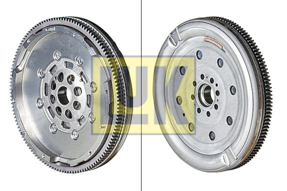 Volant Pas. 1.8 TSI 07, - | OEM 06J 105 266 AS