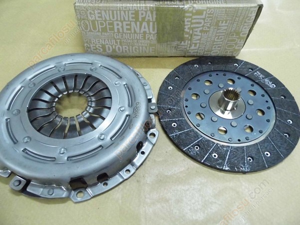 Debriyaj Seti (Baski+Disk+Hidrolik Rulman) Megane 2 Kangoo Clio 3 Scenic 2 Logan 1,4 / 1,6 16V K4M K4J (826853+810086 306202313R Hidrolik Rulmanli) | OPAR 587822 | OEM 302050901R 306202313R