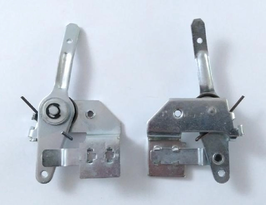 Kapı İç Açma Kilidi Arka-Sağ Renault 12 | OEM 514290