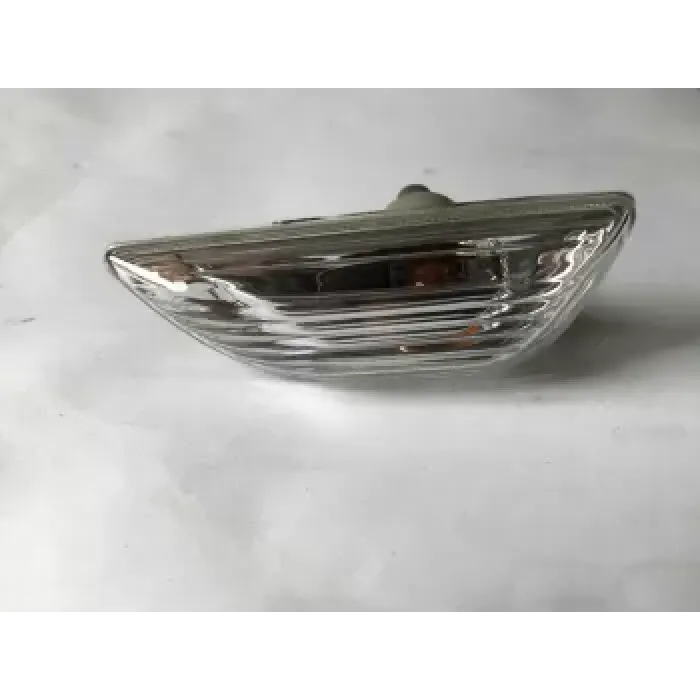 Camurluk Sinyal Lambasi Sol Mokka | GM 95994973 | OEM 95994973