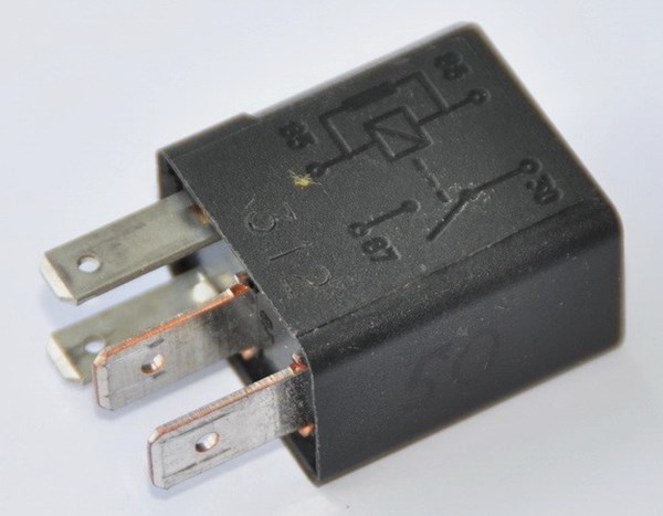 Micro Role 12V 30 Amper 4 Fisli Kirmizi | MTA 06-03020 | OEM 46520422