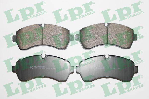 Fren Balatasi On Sprinter 906 06> 907 910 18> Crafter 06>16 | LPR 05P1295 | OEM 2E0698151A A0044208220