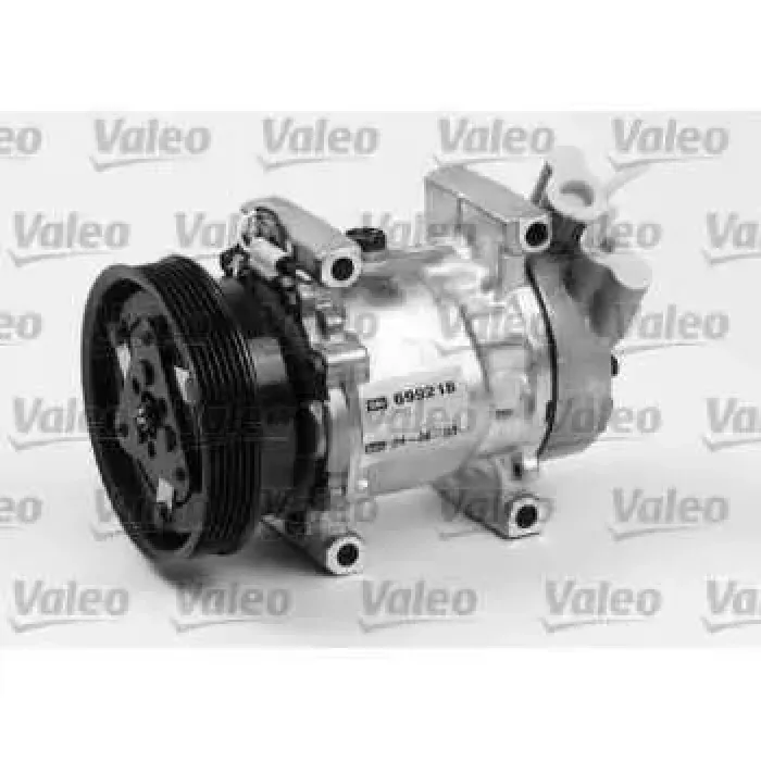 Klima Kompresoru Clio II 98>05 Clio Symbol 02>09 Kangoo 99>10 Megane I 99>02 Symbol II 09> 1.2 / 1.4 16V / 1.5 DCI / 1.6 | VALEO 699218 | OEM 7700273801 7700273801 8200315744 8200716562 8200315744 8200716562