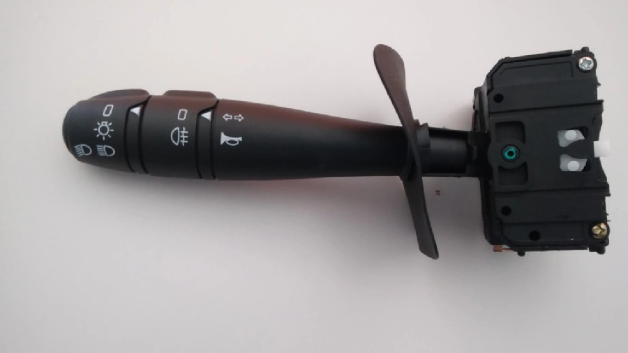 Far Kolu Logan, Sandero 2008 ve sonrası Kornalı Arka Sis 251605 | OEM RE1166