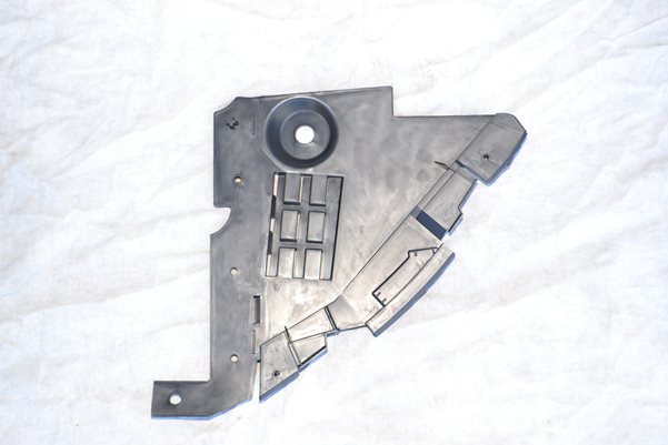 Ön Tampon Alt Bakalit Sol Clio Symbol 17> | PULO P1-DA-LG4B1 | OEM 620254944R