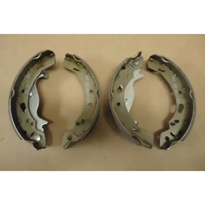Arka Fren Balatasi (Pabuc) Fiesta 6 08 /> Mazda 2 07> | KALE B 1238 0350 04 P KF23 | OEM 8V51 2200 AB 1695033