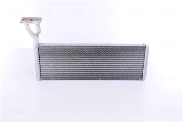 Kalorifer Radyatoru - Scania / P-G-R-T - 4 Serisi | NISSENS 75005 | OEM 1375700 1421760 1437263 1846702