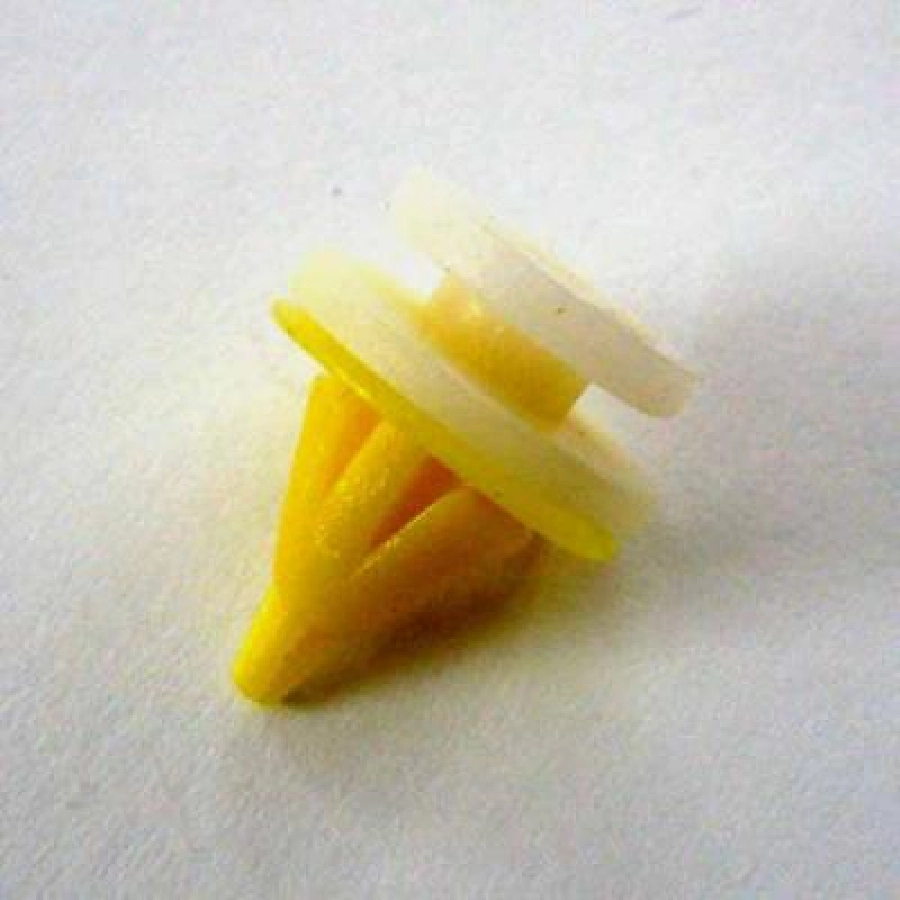 Kapı Döşeme Klipsi - Renault 19-Clio | OEM 513026