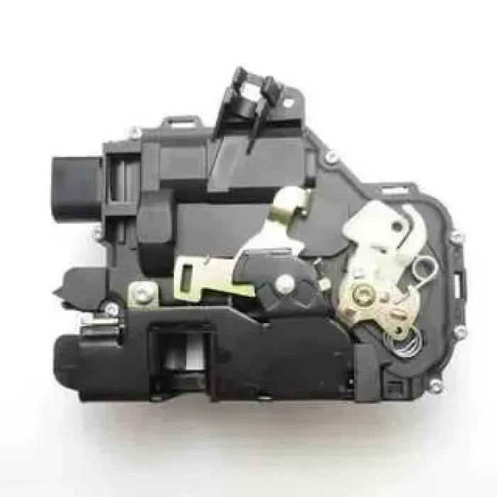 Kapi Kilidi Sag On Passat 97>02 Leon 00>06 Toledo 99>04 Octavia 97>11 | TKN VW-KK-302 | OEM 3B1837016A