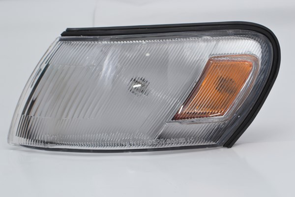 On Sinyal Lambasi Sag Toyota Corolla AE101 92>97 Sari | ORJINAL 8161112530 | OEM 8161112530 8161012530